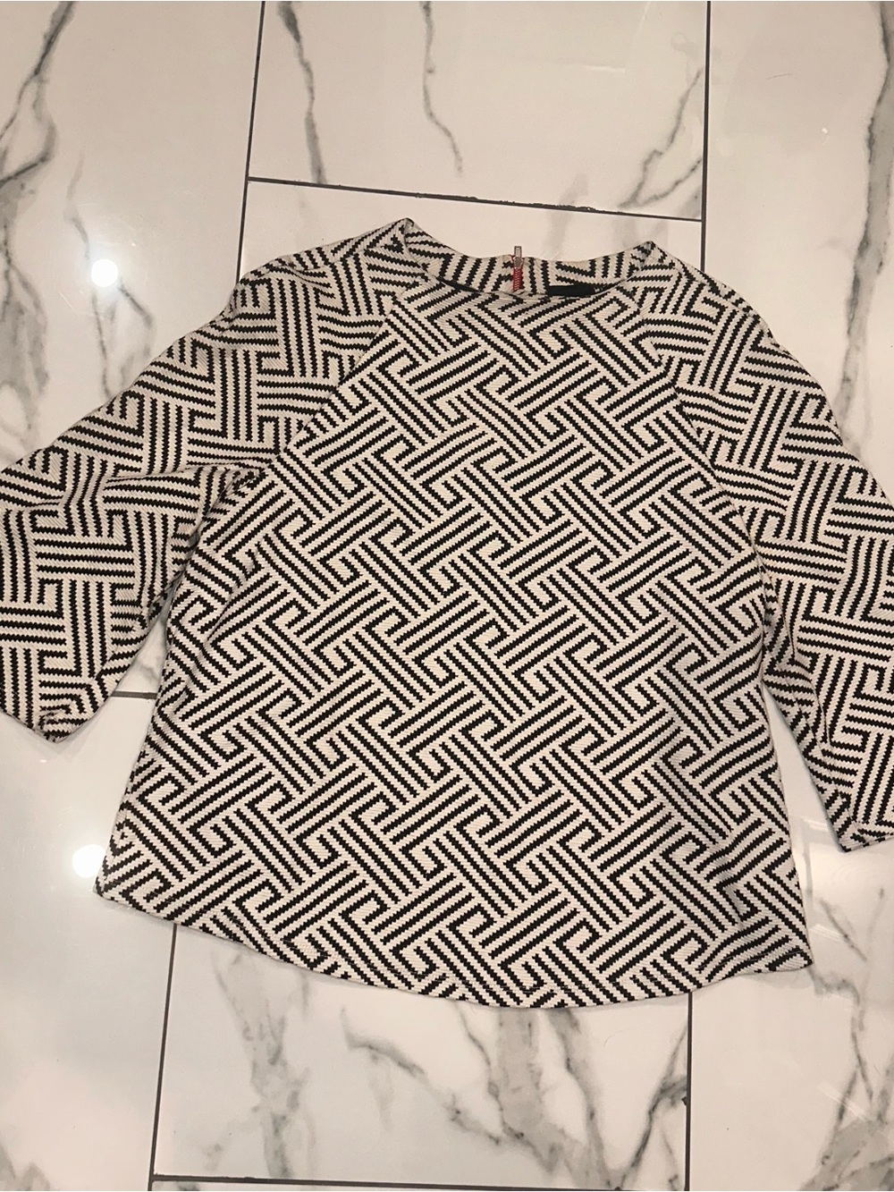W5 Black & White Geometric Knit Top